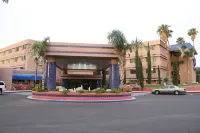 Ramada by Wyndham Viscount Suites Tucson East