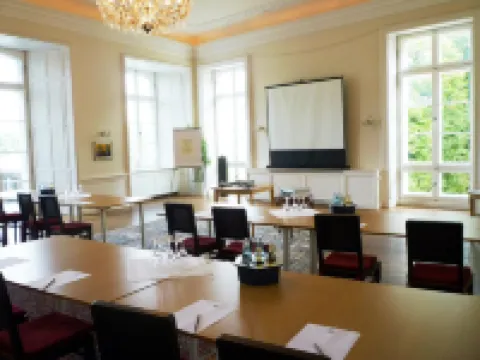 Burg Boetzelaer Hoteles en Kalkar