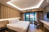 Nadee 10 Resort & Hotel - balcony
