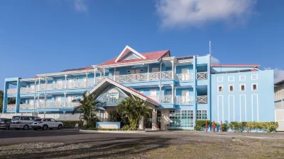 Bay Gardens Marina Haven Hotels near Mt Pimard