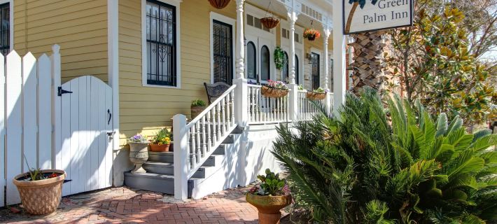 Green Palm Inn Ξενοδοχεία στην πόλη Savannah