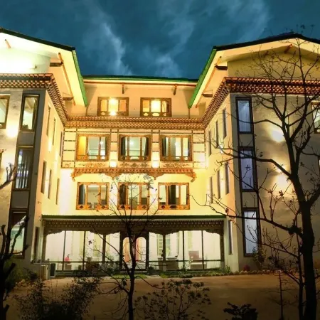 Tsherim Resort
