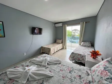 Hotel Caçula Do Pampa Отели рядом с достопримечательностью «Gaucho da FEB Mal. Mascarenhas de Moraes Museum»