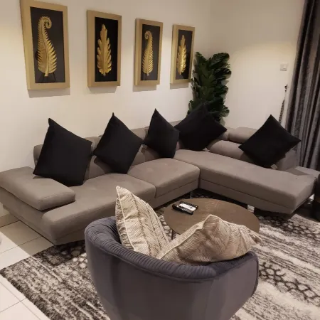 EBS LEGENDSTwo bedroom duplex