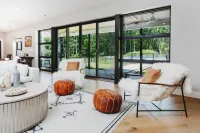 Oasis Near Charlottesville with Pool, Grill Hotels in Fluvanna County