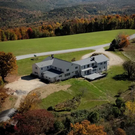 Cooper Hill Inn
