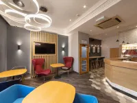 Holiday Inn Express LONDON - VICTORIA by IHG Hotels near Pimlico