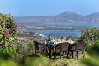Cosmicstays The Sundowner Hotels in Gevhande Khadak