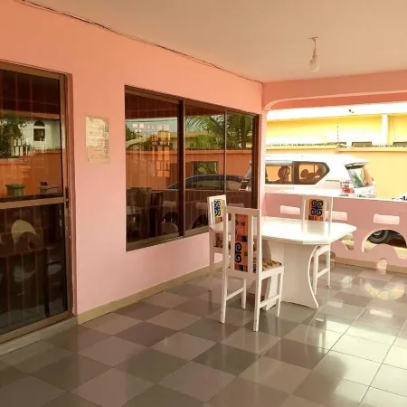 Obiba J.k Guesthouse