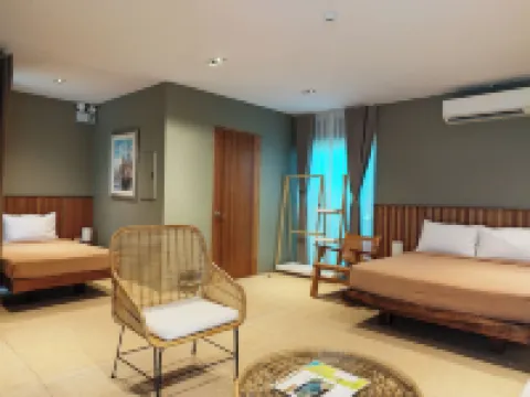 Cala Laiya Hotels in San Juan