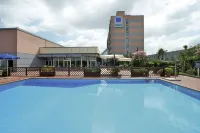Novotel Caserta Sud - С бассейном