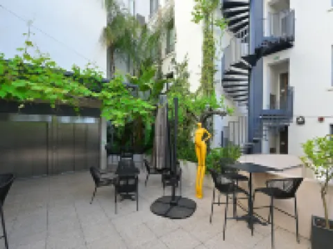 Dali Hôtel Perpignan - Restaurant Hoteles en Perpiñán