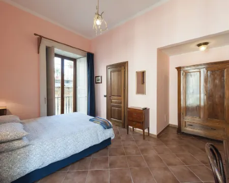 普雷特迪貝爾蒙特住宿加早餐旅館 伊塞爾尼亞省酒店