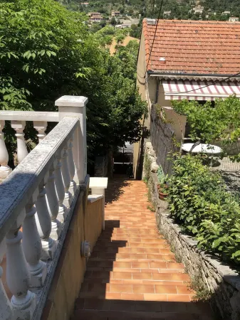 1001 Ocres Отели в г. Апт