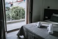 Crystal Studios Hotels in Aristotelis