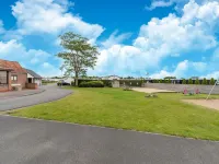 Chalet in de Haan Near Sandy Beaches