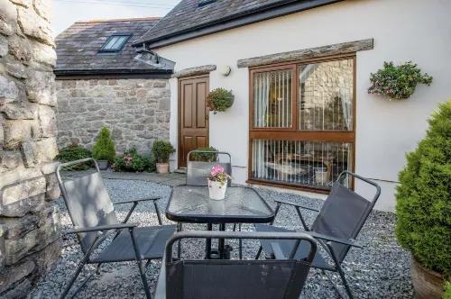 Old School Cottage Ship Farm Rhossili Hotels in Rhossili