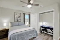 Stylish Duplex with Private Backyard - Inviting Family Haven