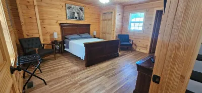 Cottontail Farmhouse HMT Trails