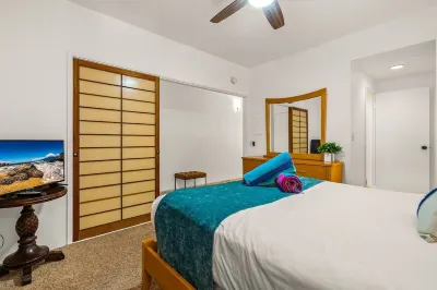 Modern Oceanfront Gem, 3rd‑Floor Designer Condo + Million‑Dollar Views