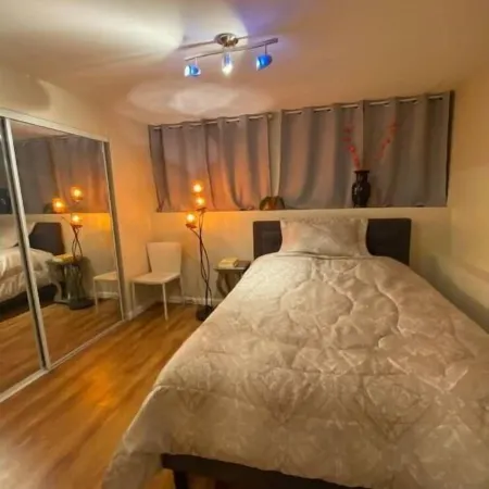 Cozy Sunset suite