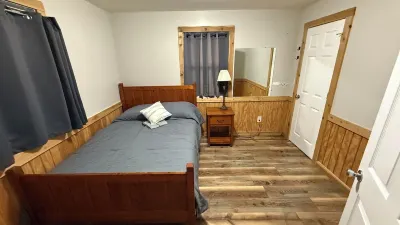 3-bedroom Waterfront house w/ WiFi, AC and the BEST VIEW