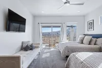 Spacious 5 Bedrooms 6 Bathrooms Near Zion Private Pool & Extra Large Hot Tub
