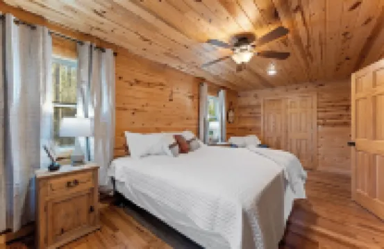 Five Cabins in Jasper - Perfect For Large Groups!