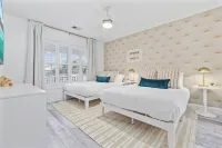 Luxury 4Br Beach Escape, Heated Private Pool, Spa, Outdoor Bar & Game Room!