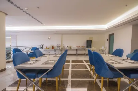 The Address Palace Hotel & Apartment Отели рядом со станцией DAMMAM RAILWAY RAILWAY STATION