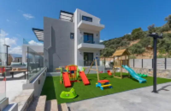 Luxurious Villa Mare - with 150m Pool