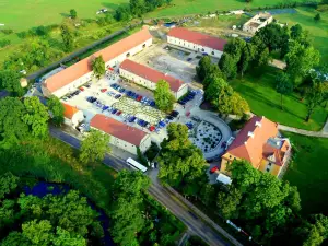 Pałac Wiechlice - Hotel, Restaurant, Spa