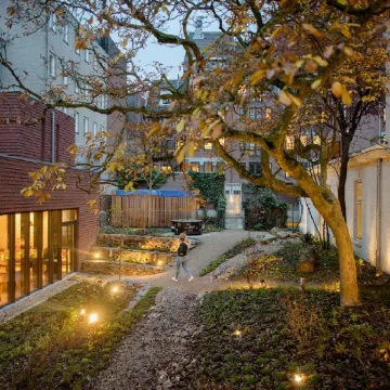 The Green Elephant Hostel & Spa Отели рядом с достопримечательностью «Хегум»