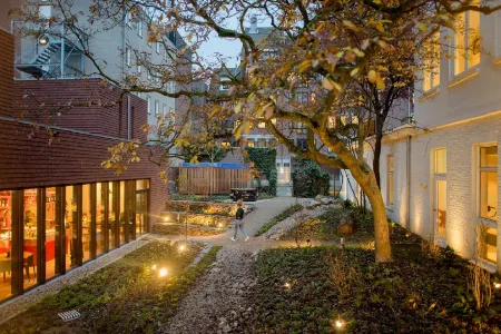 The Green Elephant Hostel & Spa Отели рядом с достопримечательностью «Базилика Девы Марии»