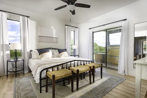 The Point Serene Hill Country Views with Pool & Hot Tub Hôtels à : Comte de Kendall