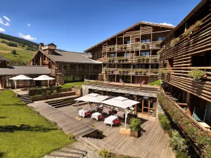 Le M de Megève, a SLH Hotel
