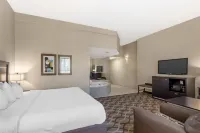 Best Western Plus Travel Hotel Toronto Airport - Airport Shuttle