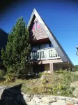 Small chalet ----------