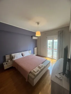 Sunny Coastal Escape in Alimos - 3 étoiles