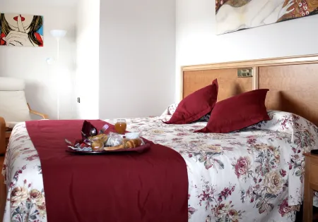 Hotel Los Barruecos by Croma