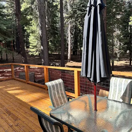 Tahoe Donner Mountain Retreat: Fire Pit, Beach Club, and Trails