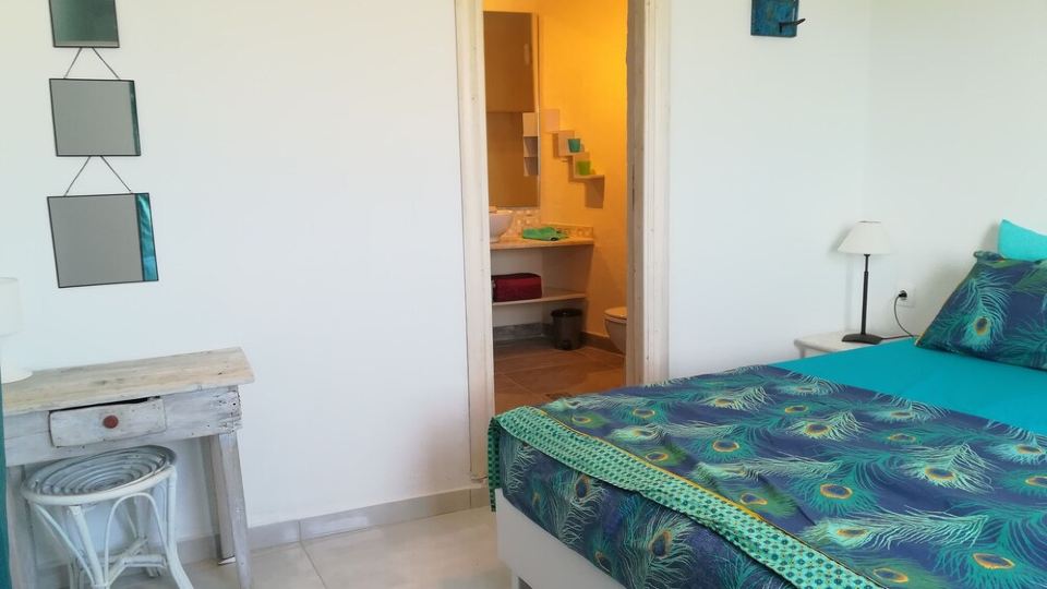 IN A HOUSE WITH PANORAMIC VIEW OF THE LIBYA SEA AT 180