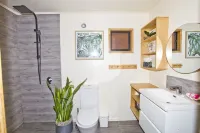 Nevaeh Garden Studio + Unlimited Wifi Hotels in 
