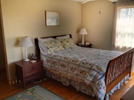 Beautiful Lambert’s Cove Home with panoramic water views