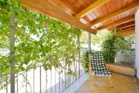 CASA VACANZA VICINO AL MARE  ISCHIA ISOLA