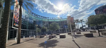 Central Cottage- MM Center - Chase Field - Convention Center