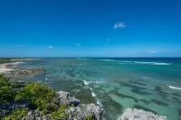 Luxury Villa! Courtesy SUV Included! PaddleBoards, Bikes, Chairs & More!