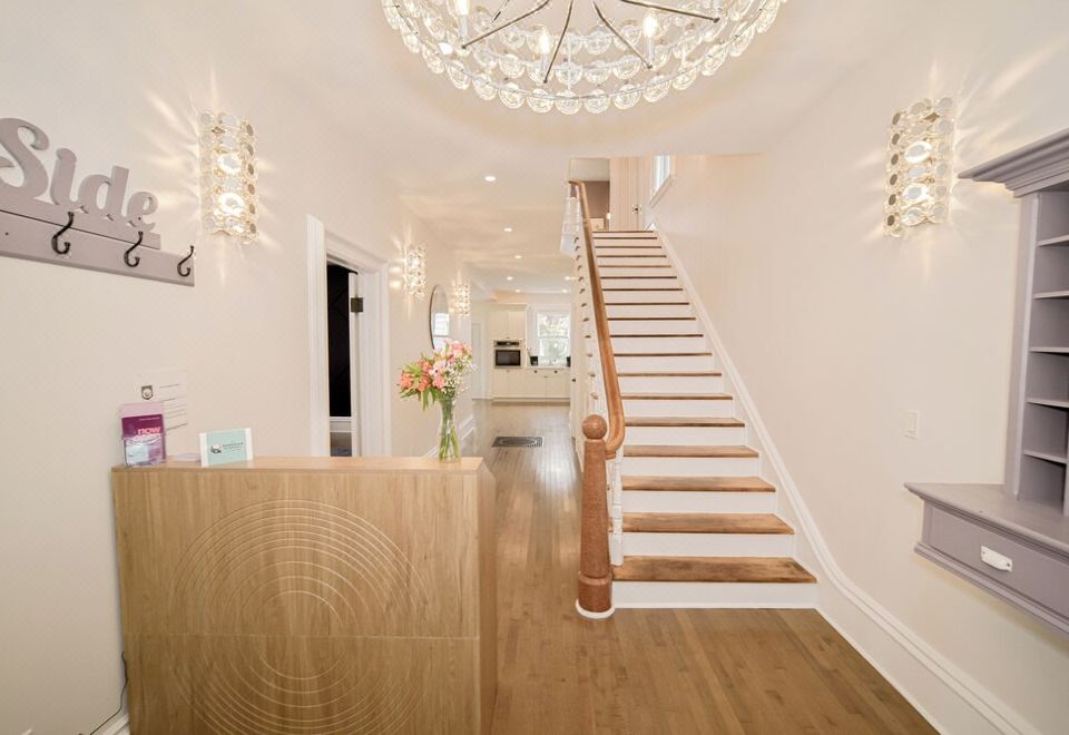 Luxury Coastal Home 외관