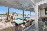 Graceful Lee - Waterfront - Private Pool - Private Dock