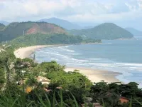 Charming gated community home in Juquehy. - 2 suites Hotels in Juquei